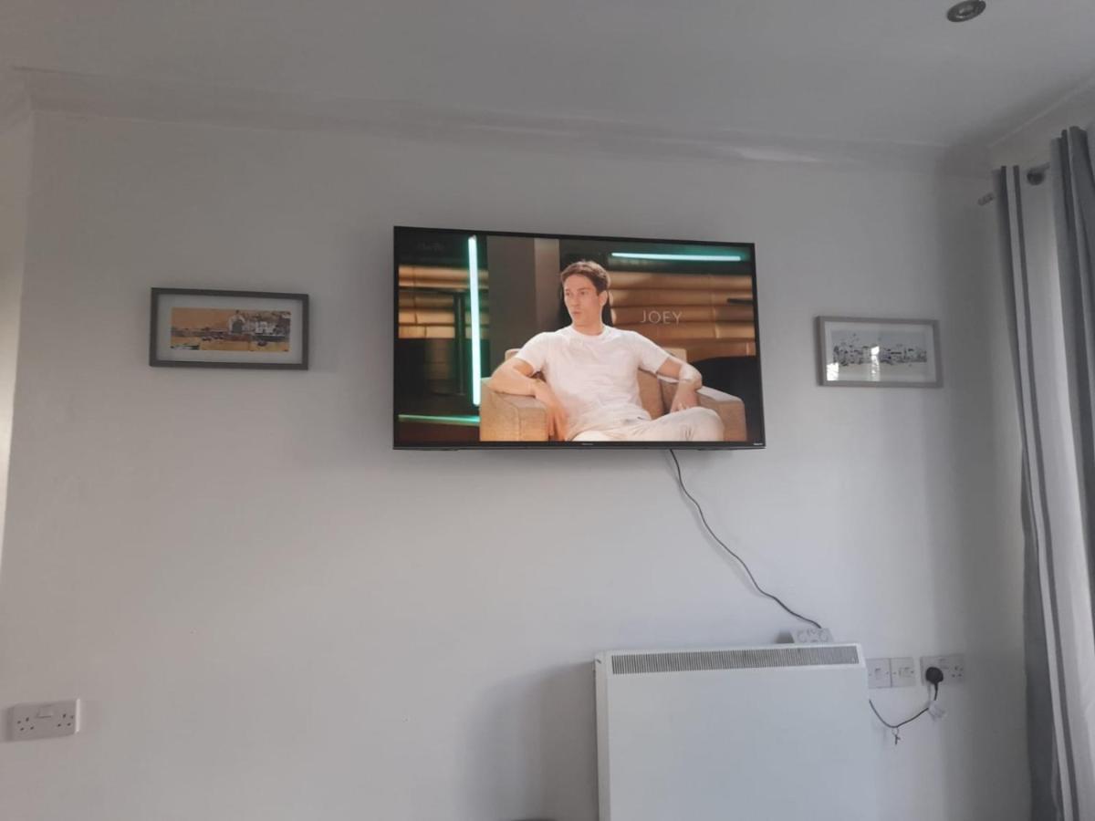 Penthouse Apartment Free Wi-Fi & Parking Occasional Bed Available Solihull Ngoại thất bức ảnh